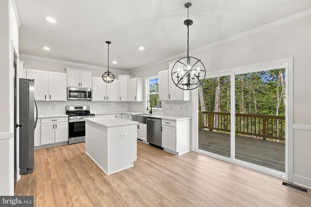 20 TARA LN, Stafford, VA 22554
