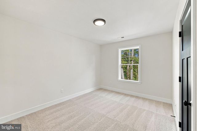 20 TARA LN, Stafford, VA 22554