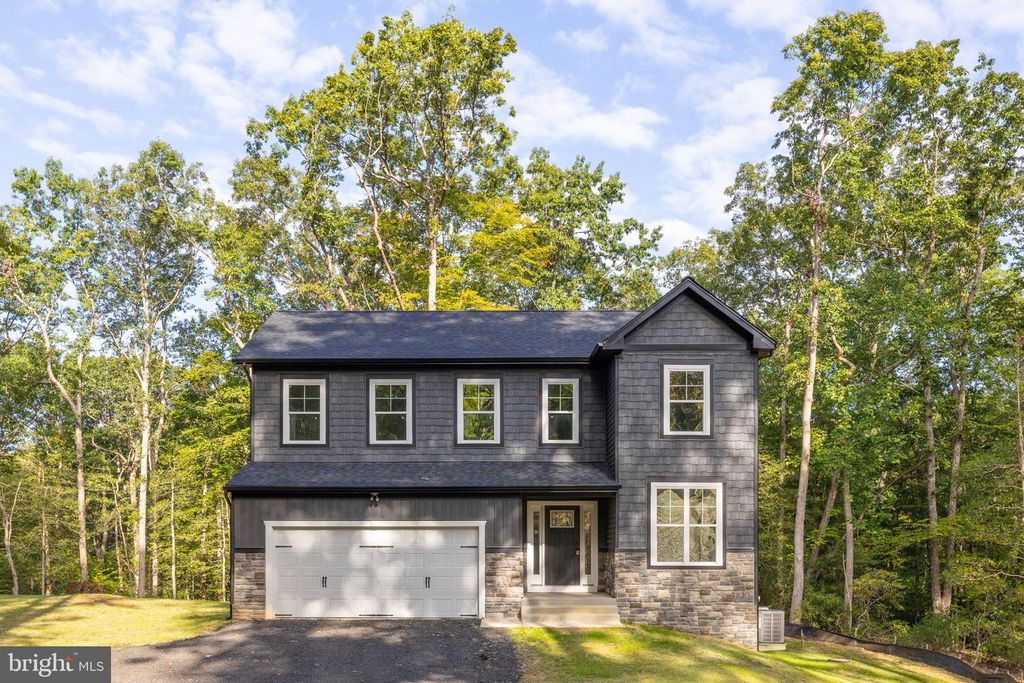 20 TARA LN, Stafford, VA 22554