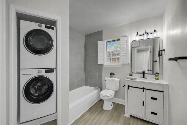 516 Arlington Drive Apt B5, Charleston, SC 29414