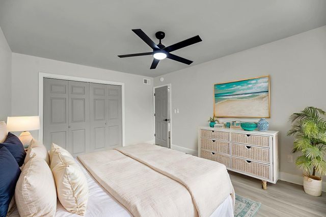 516 Arlington Drive Apt B5, Charleston, SC 29414