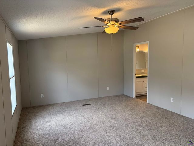 643 Pine Cone Road, Dublin, GA 31021