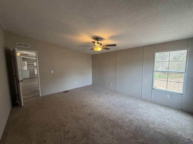 643 Pine Cone Road, Dublin, GA 31021