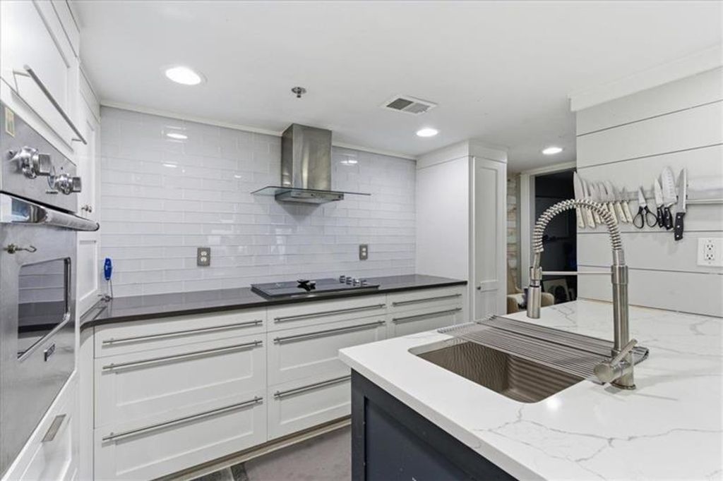 2855 Peachtree Road NE 124, Atlanta, GA 30305