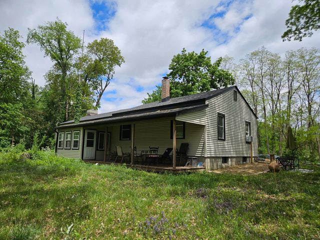 16335 County Line Road, Hebron, IN 46341