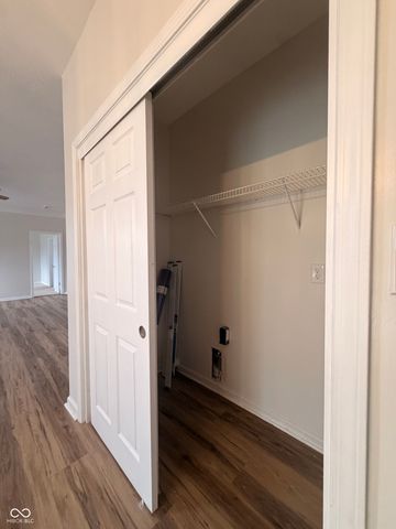 536 Ironridge Court, Indianapolis, IN 46239