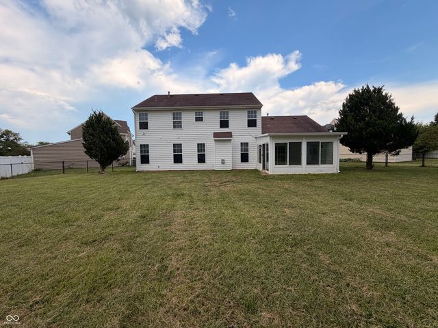 536 Ironridge Court, Indianapolis, IN 46239