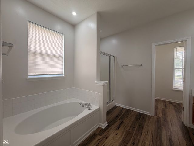 536 Ironridge Court, Indianapolis, IN 46239