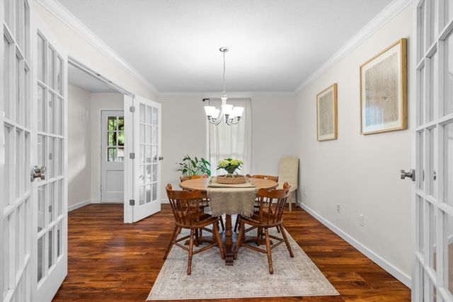 2610 Oak Cliff Lane, Arlington, TX 76012