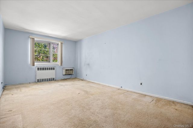 88-08 151st Avenue 4G, Howard Beach, NY 11414