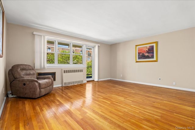 88-08 151st Avenue 4G, Howard Beach, NY 11414