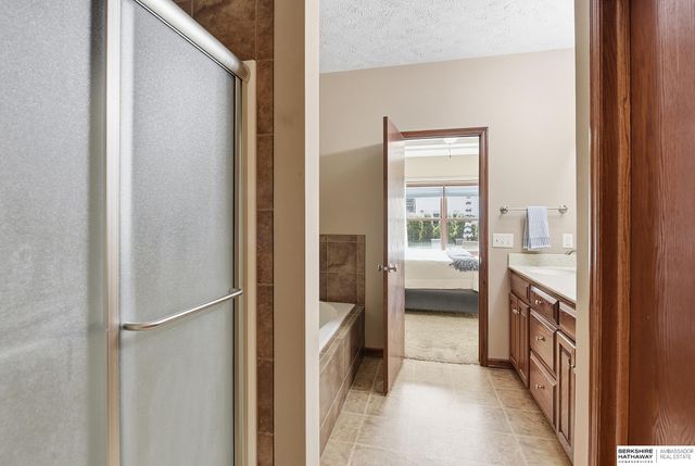 11310 S 44th Street, Bellevue, NE 68123