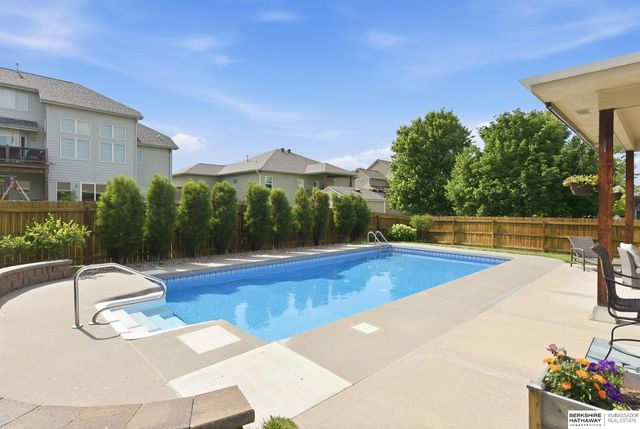 11310 S 44th Street, Bellevue, NE 68123