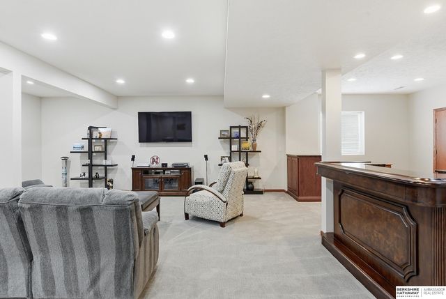 11310 S 44th Street, Bellevue, NE 68123