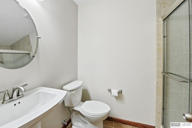 11310 S 44th Street, Bellevue, NE 68123