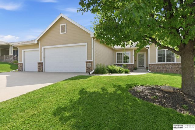 11310 S 44th Street, Bellevue, NE 68123