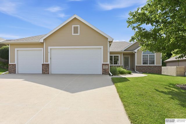 11310 S 44th Street, Bellevue, NE 68123