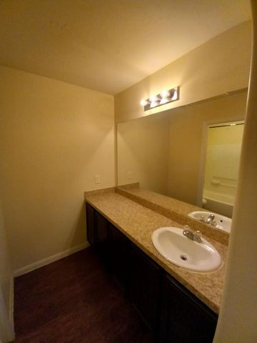 14914 Huntington Willow Lane, Houston, TX 77090