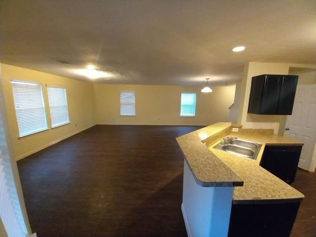 14914 Huntington Willow Lane, Houston, TX 77090