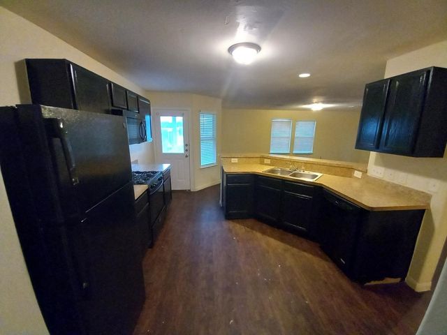 14914 Huntington Willow Lane, Houston, TX 77090