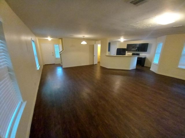 14914 Huntington Willow Lane, Houston, TX 77090