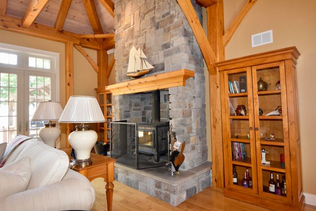 882 Point Road, Willsboro, NY 12996