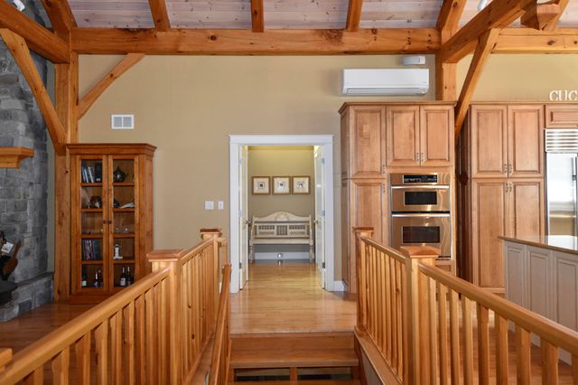 882 Point Road, Willsboro, NY 12996