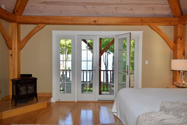 882 Point Road, Willsboro, NY 12996