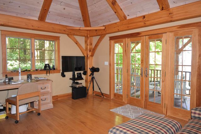 882 Point Road, Willsboro, NY 12996