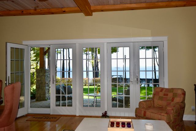 882 Point Road, Willsboro, NY 12996