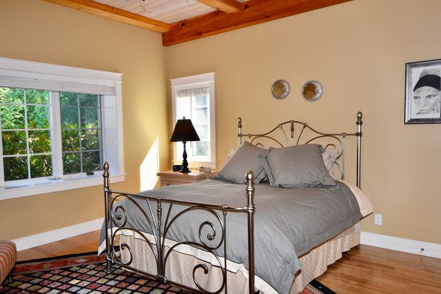 882 Point Road, Willsboro, NY 12996