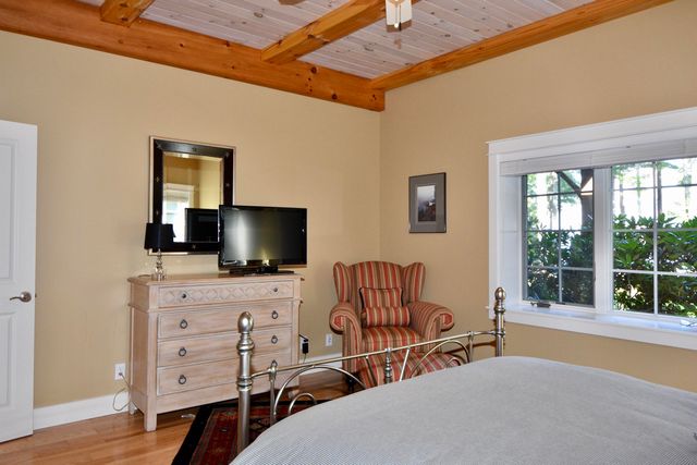 882 Point Road, Willsboro, NY 12996