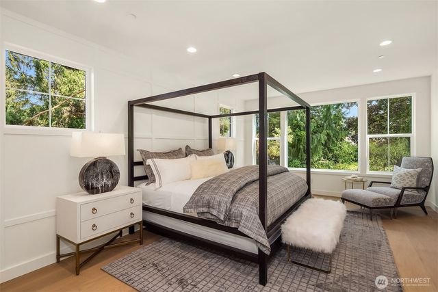 10223 NE 24th Street, Bellevue, WA 98004