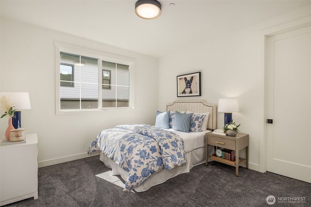 10223 NE 24th Street, Bellevue, WA 98004