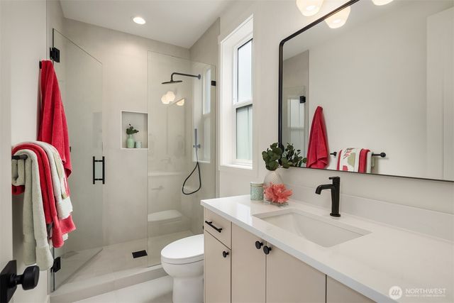 10223 NE 24th Street, Bellevue, WA 98004