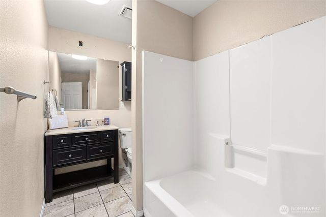 51 E Lynda Lane W, Shelton, WA 98584