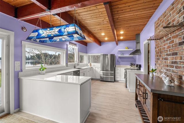 51 E Lynda Lane W, Shelton, WA 98584