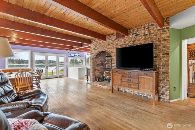 51 E Lynda Lane W, Shelton, WA 98584