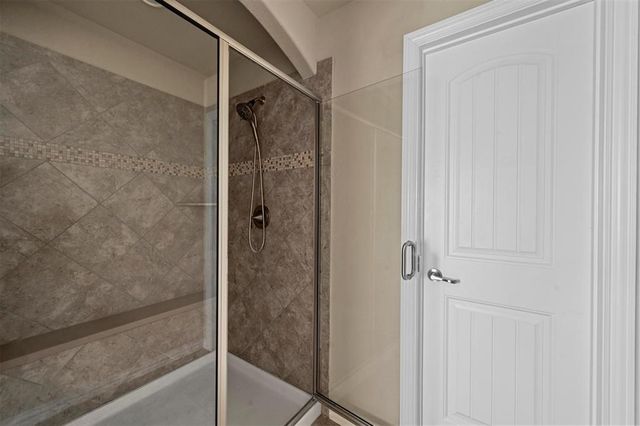 7116 isle Royal Lane, Irving, TX 75063