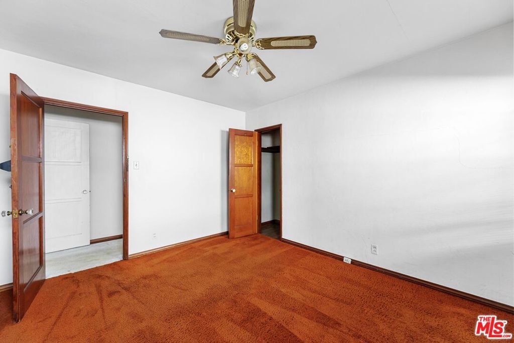 Image 25 of property listing at 5323 S Mullen Avenue, Los Angeles, CA 90043