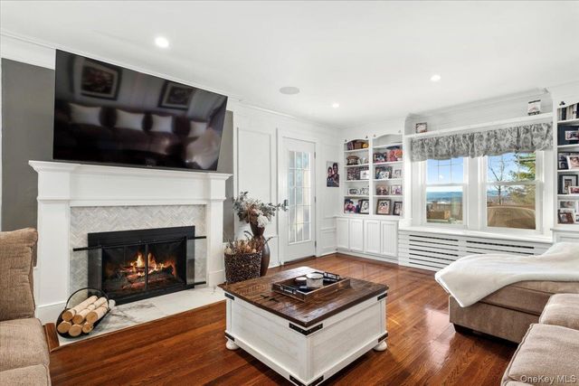 27 Ryder Road, Ossining, NY 10562
