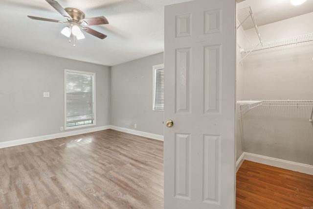 2508 Wesacre Drive, Jonesboro, AR 72401