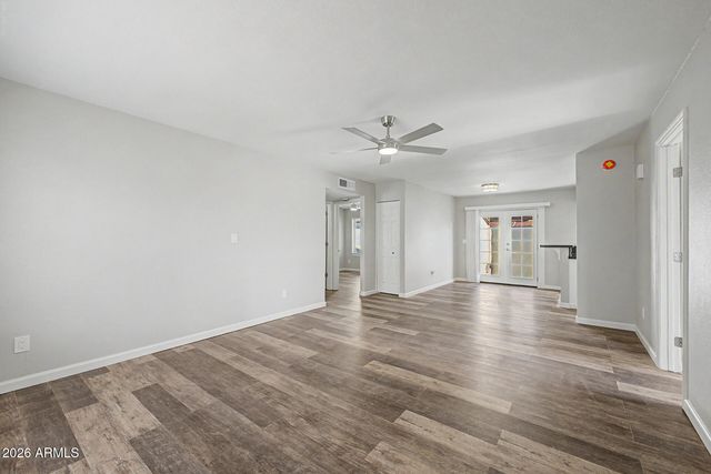2824 E WALTANN Lane 4, Phoenix, AZ 85032