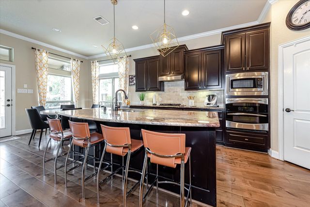 6 Camplight Court, Spring, TX 77389