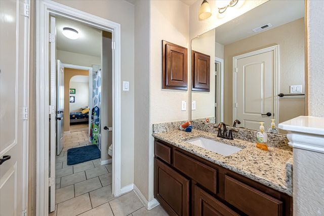6 Camplight Court, Spring, TX 77389