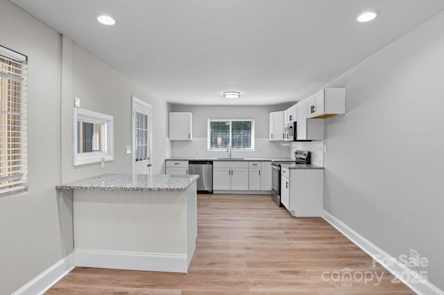 3916 Arvin Drive, Charlotte, NC 28269