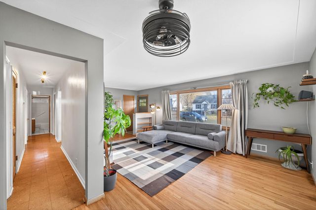 4112 Tyler Street NE, Columbia Heights, MN 55421