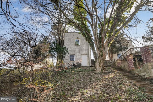 54 HIGHLAND AVE, Belmont Hills, PA 19004