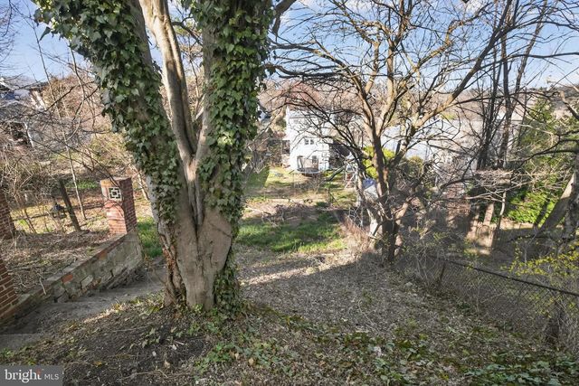 54 HIGHLAND AVE, Belmont Hills, PA 19004