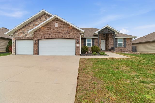 1655 N Old Castle Road, Nixa, MO 65714